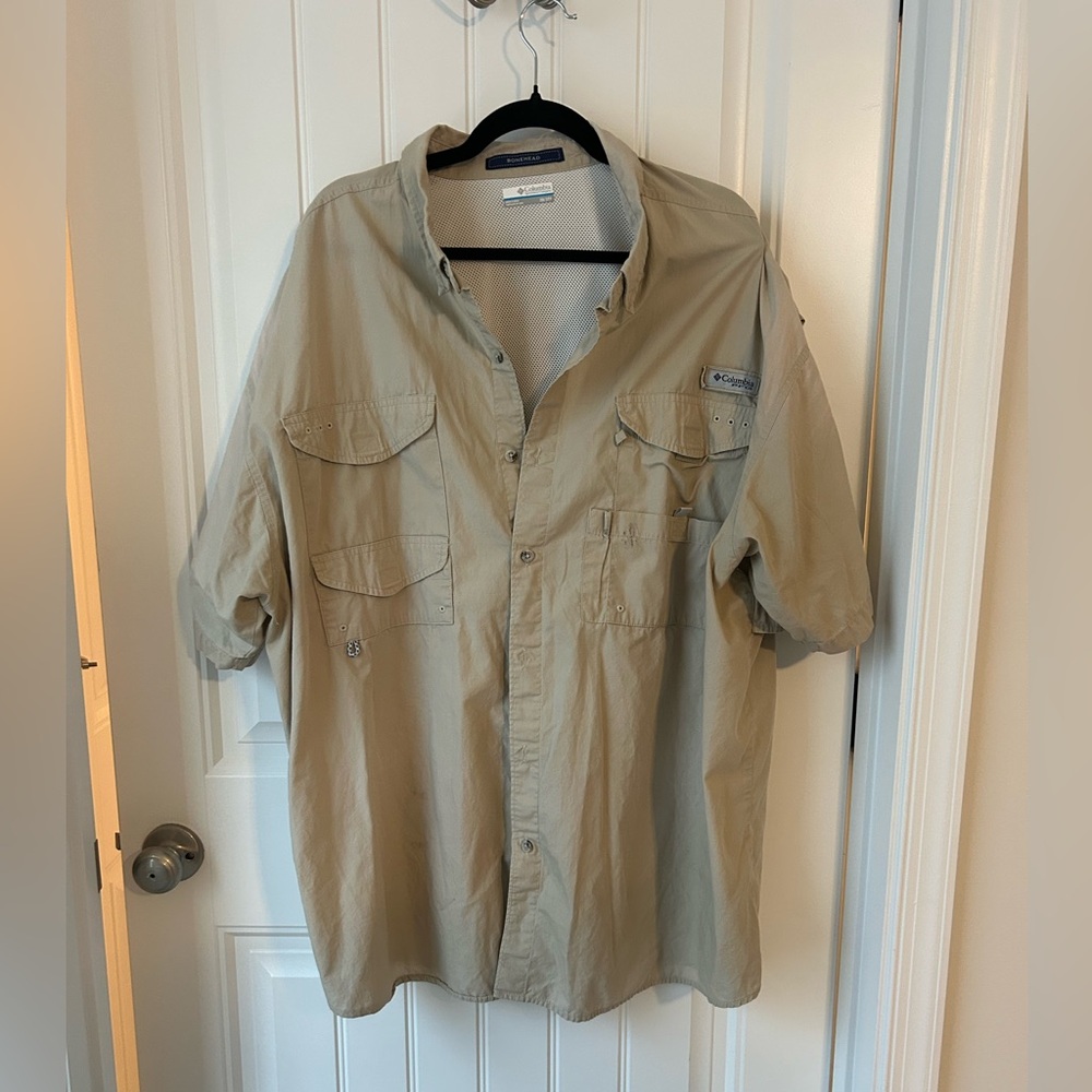 NWT - PFG 2X Columbia Beige Casual Shirt